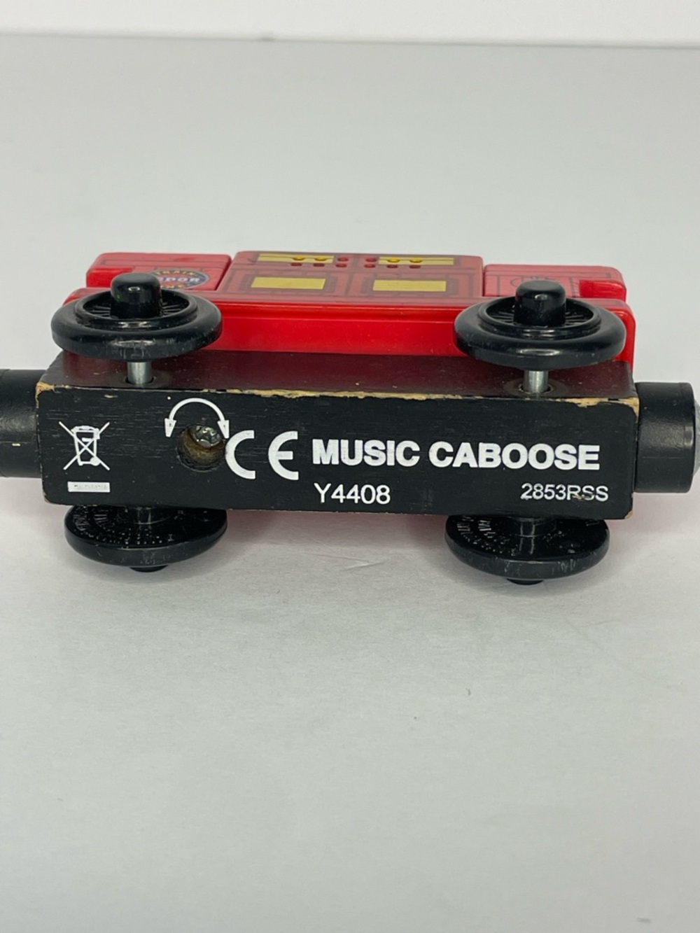 Thomas And Friends 2012 Wood Thomas and Musical Caboose Works Magetic - Picture 11 of 14